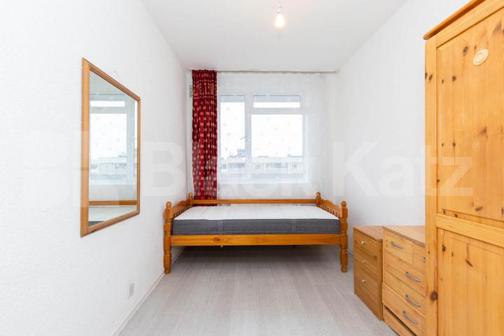 Close to both Kings cross and Angel this makes this property well connected  Collier Street, Kings Cross / Angel